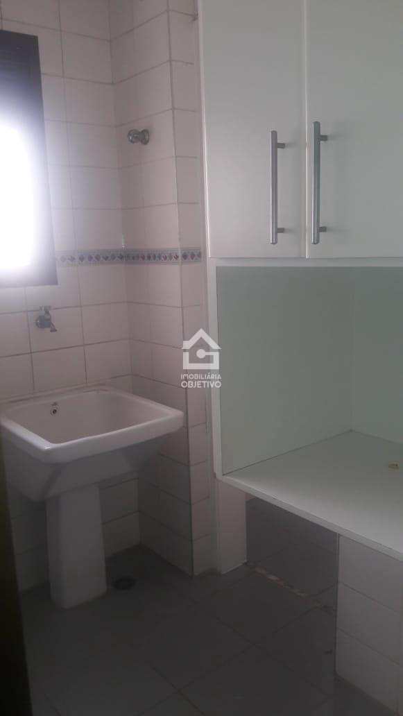 Apartamento à venda com 3 quartos, 240m² - Foto 9