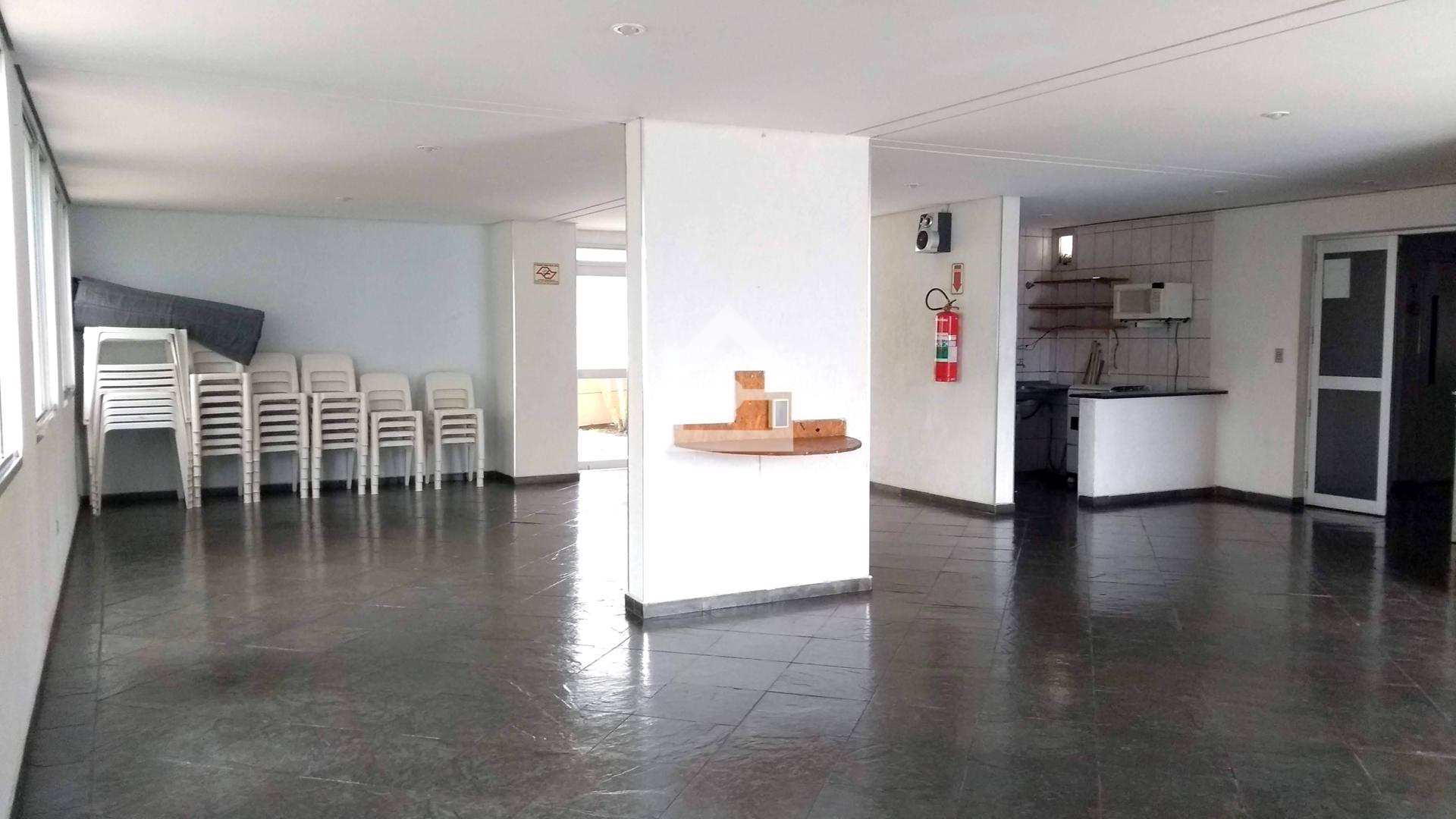 Apartamento à venda com 2 quartos, 68m² - Foto 13