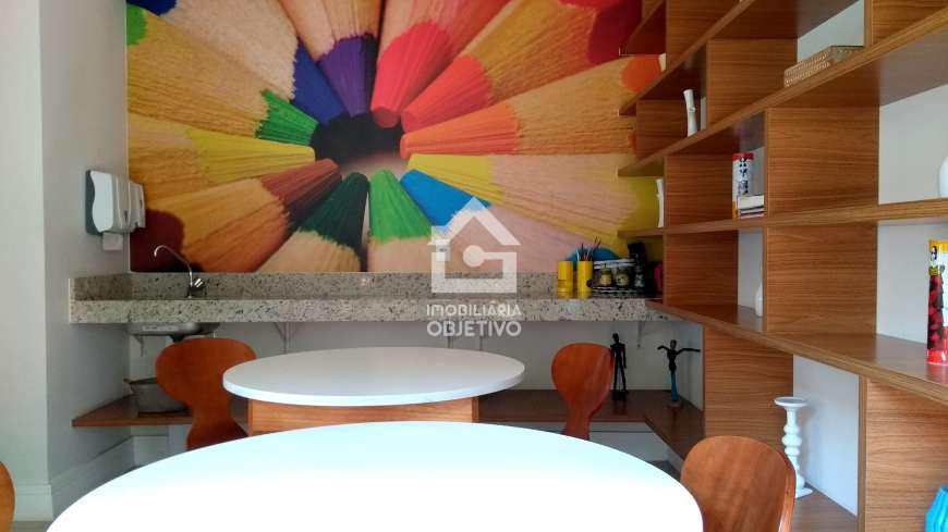 Apartamento à venda com 2 quartos, 67m² - Foto 9