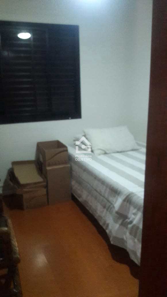 Apartamento à venda com 3 quartos, 75m² - Foto 17