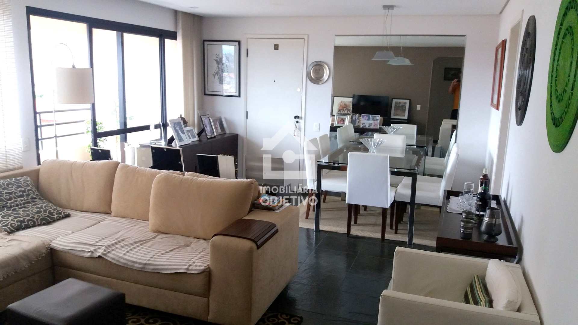 Apartamento à venda com 2 quartos, 86m² - Foto 2