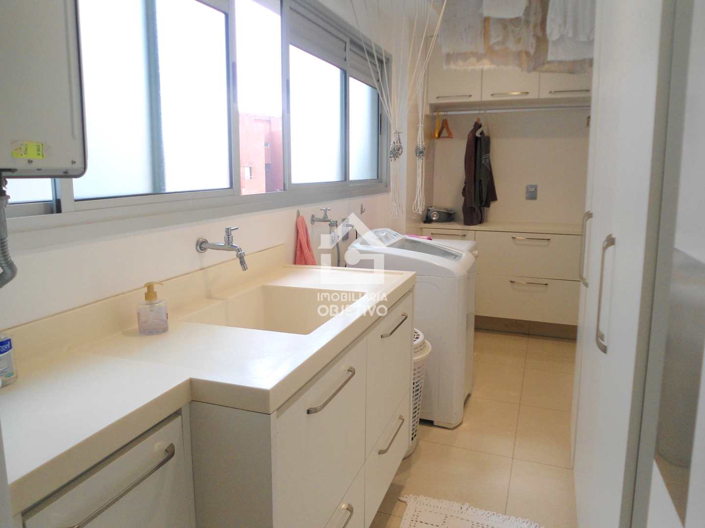 Apartamento à venda com 3 quartos, 184m² - Foto 13