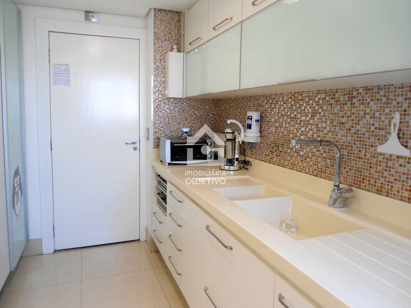 Apartamento à venda com 3 quartos, 184m² - Foto 12