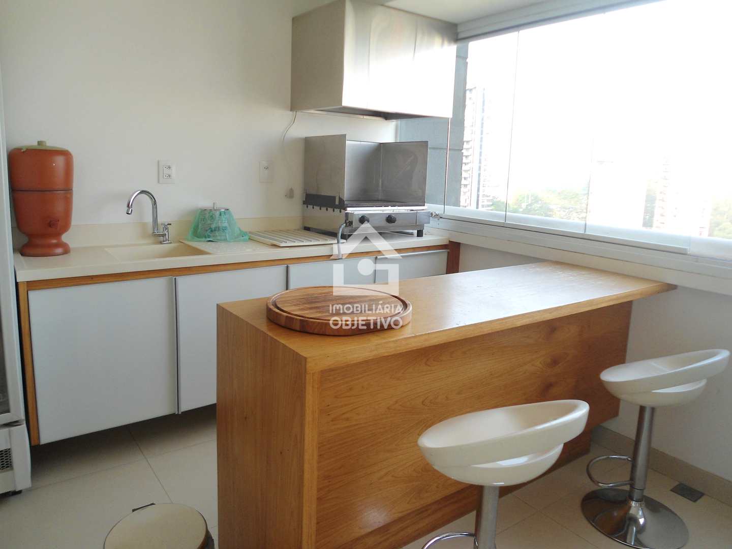 Apartamento à venda com 3 quartos, 184m² - Foto 4