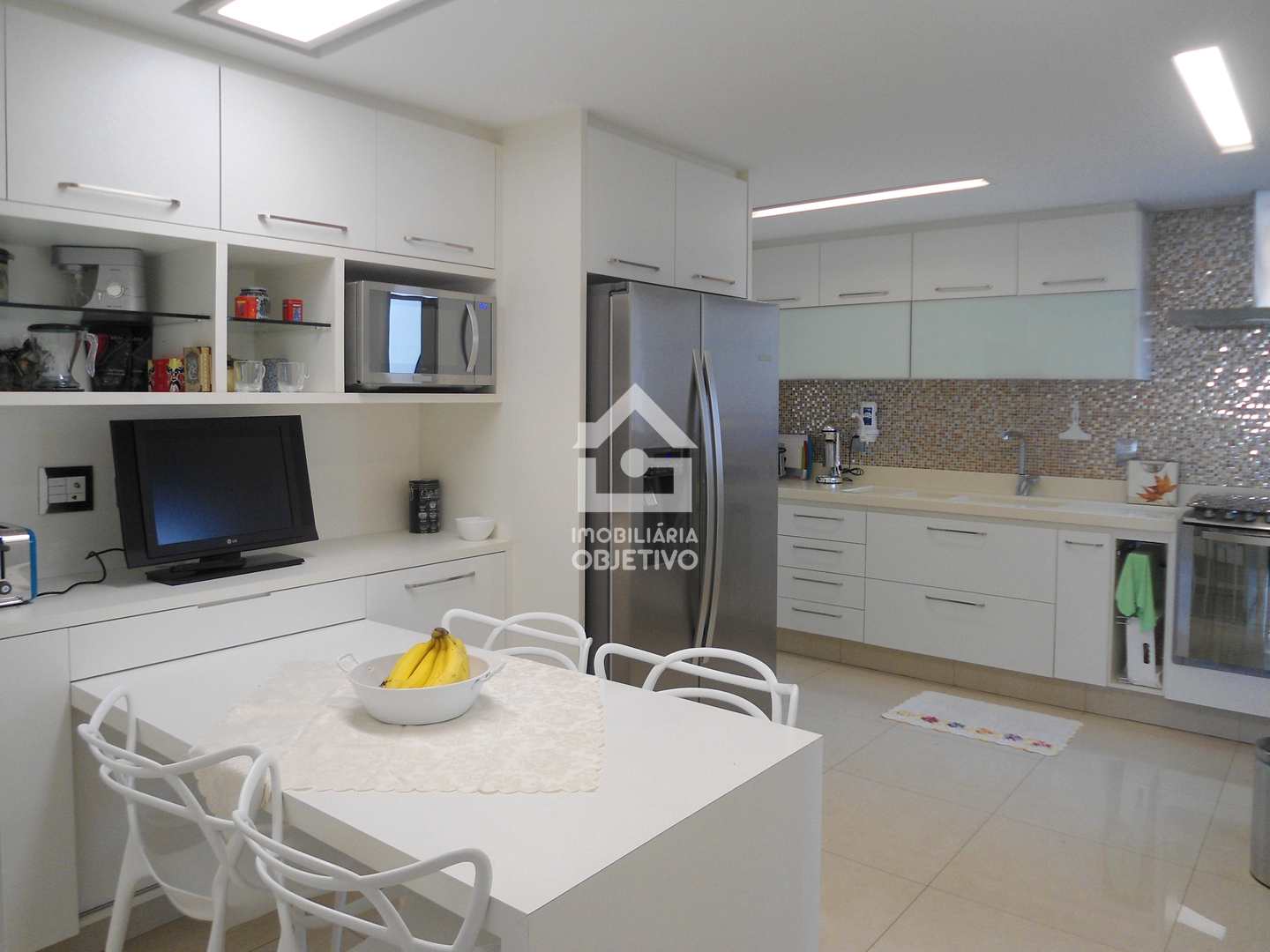 Apartamento à venda com 3 quartos, 184m² - Foto 10