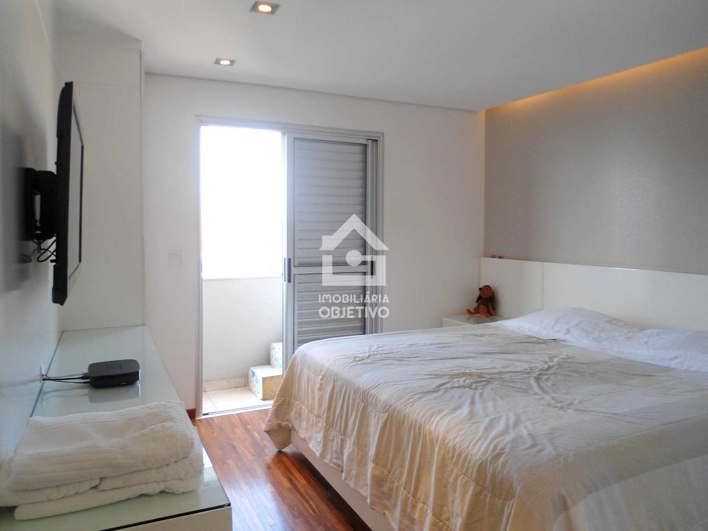 Apartamento à venda com 3 quartos, 184m² - Foto 15