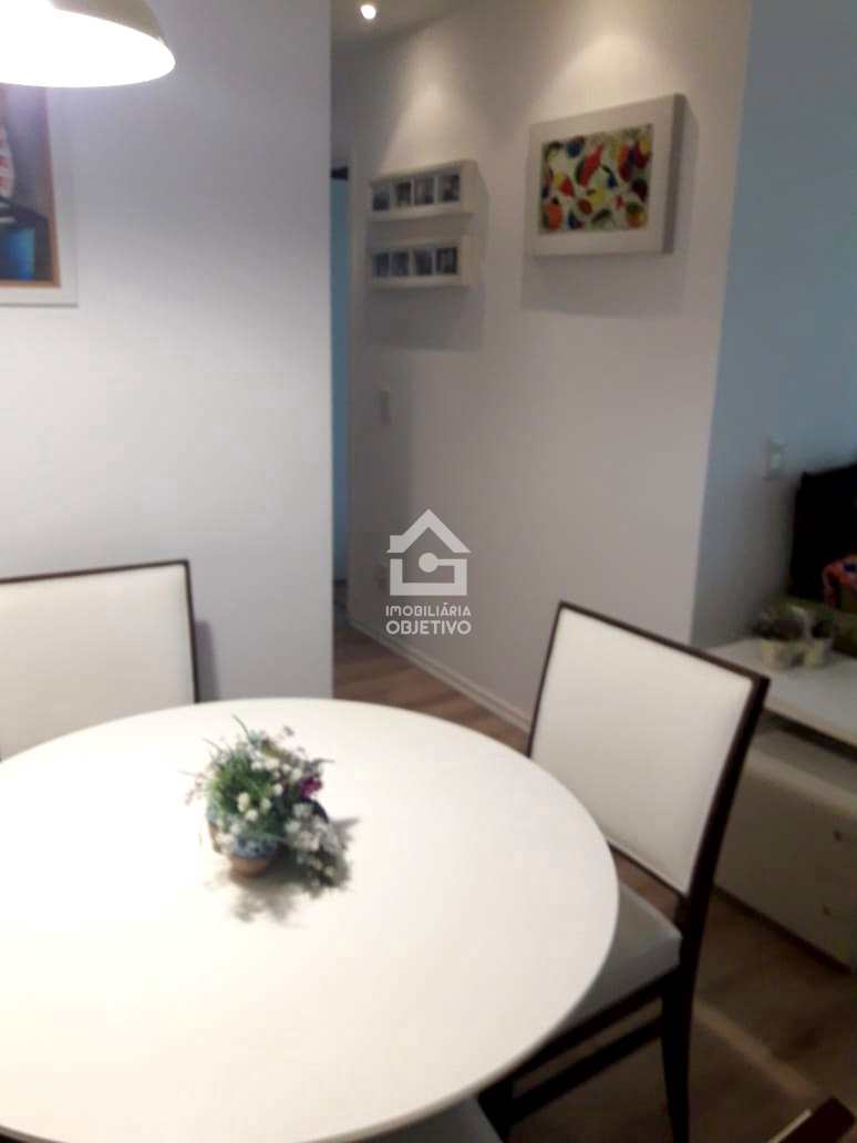 Apartamento à venda com 2 quartos, 60m² - Foto 3