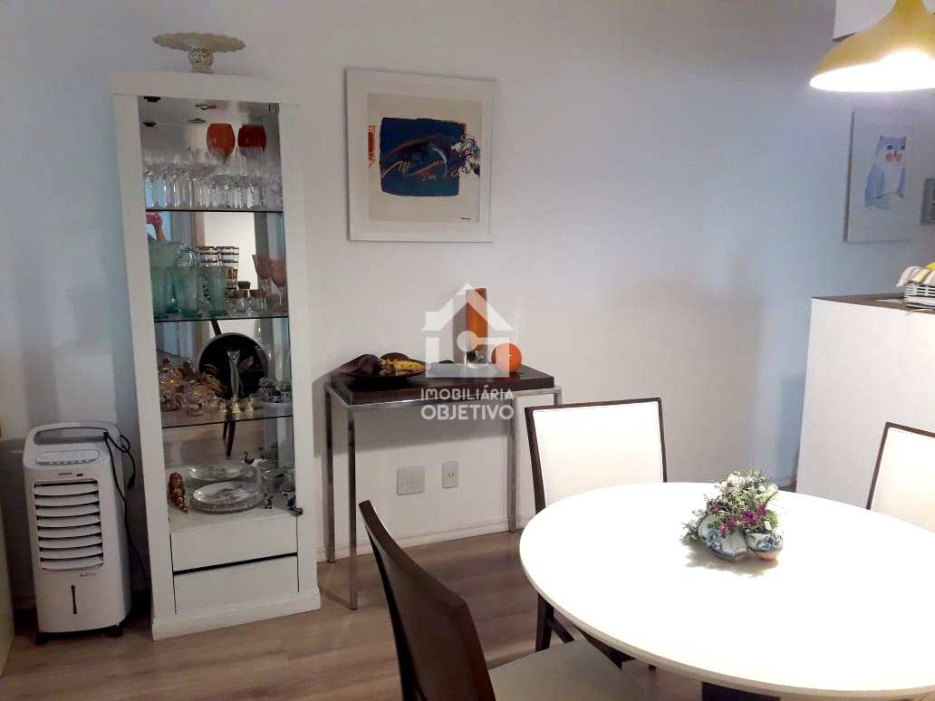 Apartamento à venda com 2 quartos, 60m² - Foto 1