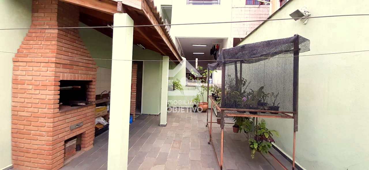 Sobrado à venda com 2 quartos, 125m² - Foto 1