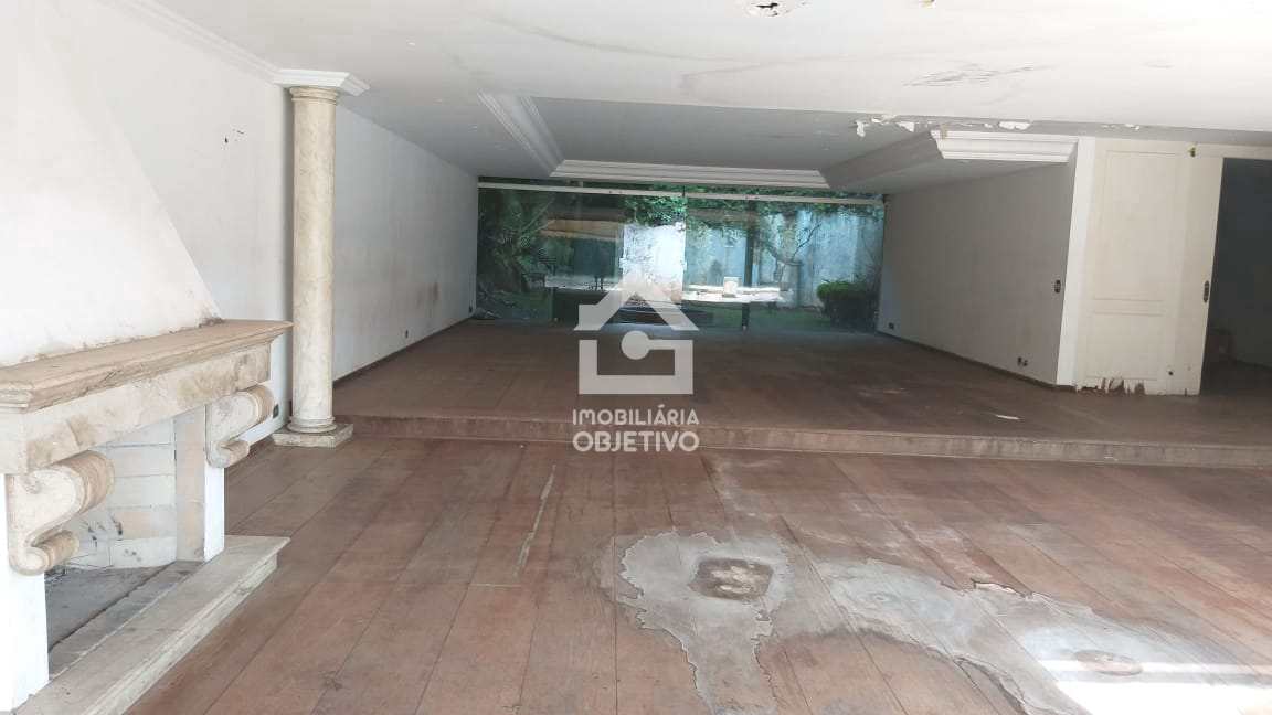 Casa à venda e aluguel com 6 quartos, 2000m² - Foto 16