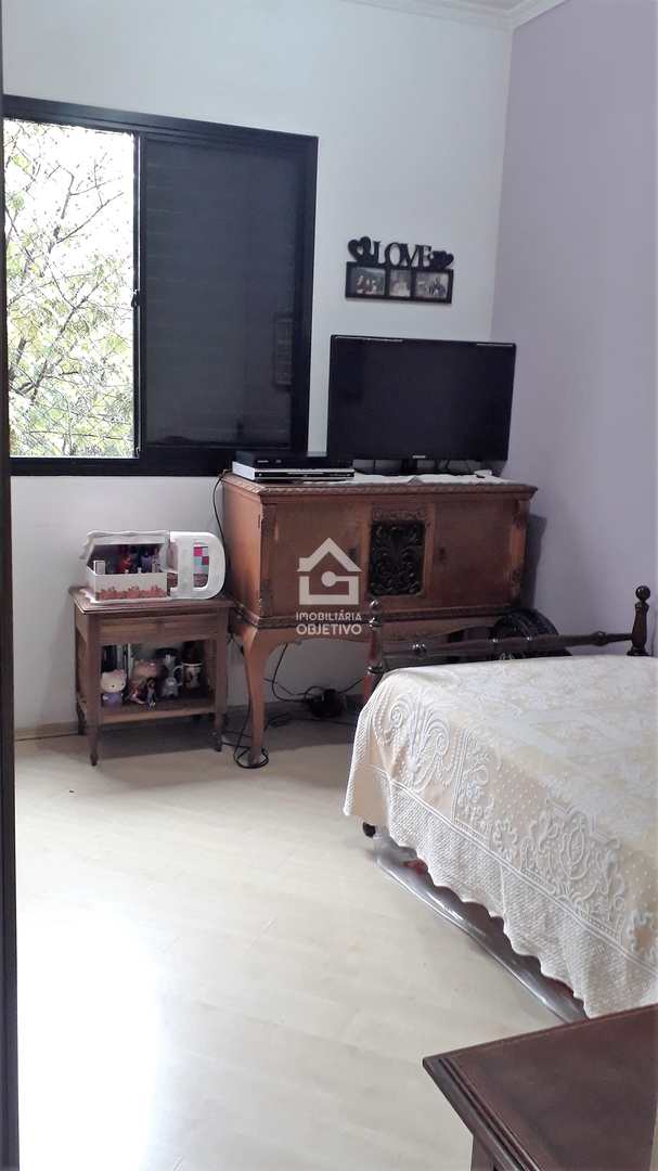 Apartamento à venda com 3 quartos, 75m² - Foto 9