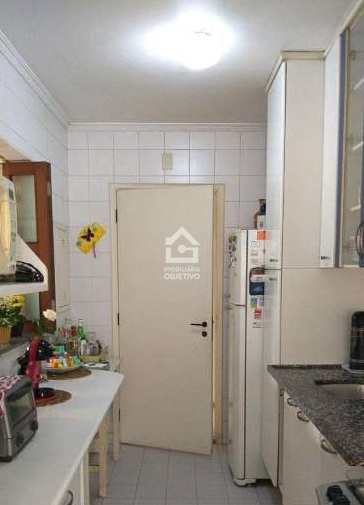 Apartamento à venda com 3 quartos, 75m² - Foto 6