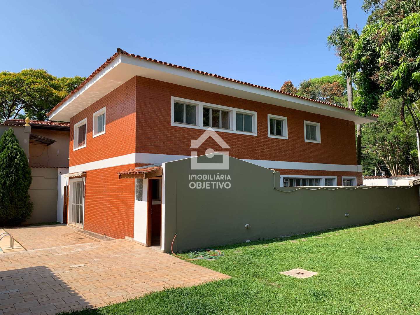 Casa à venda e aluguel com 4 quartos, 900m² - Foto 6