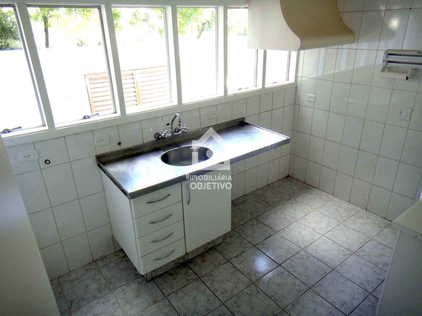 Casa à venda e aluguel com 4 quartos, 900m² - Foto 25