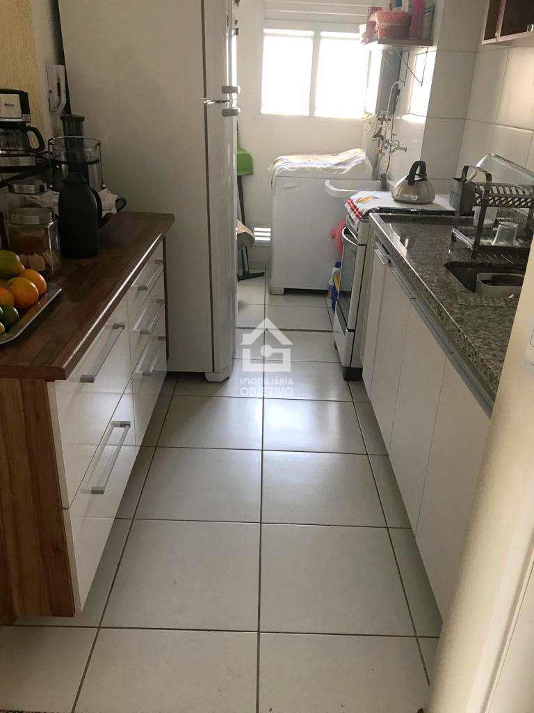 Apartamento à venda com 3 quartos, 70m² - Foto 5