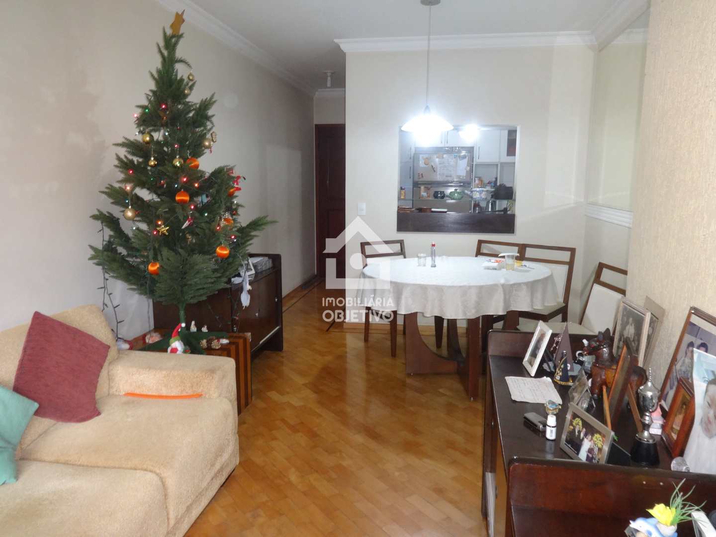 Apartamento à venda com 3 quartos, 70m² - Foto 2