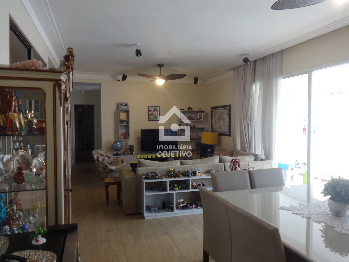 Apartamento à venda com 4 quartos, 177m² - Foto 1