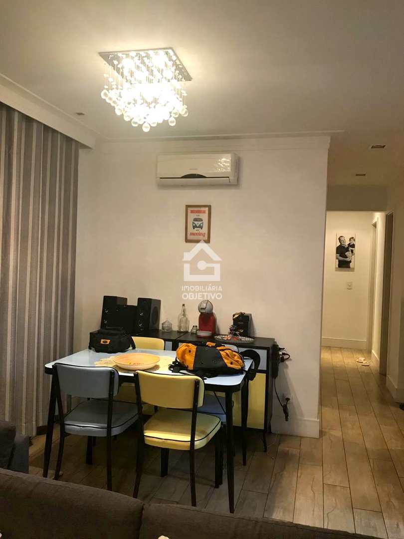 Apartamento à venda com 3 quartos, 96m² - Foto 2