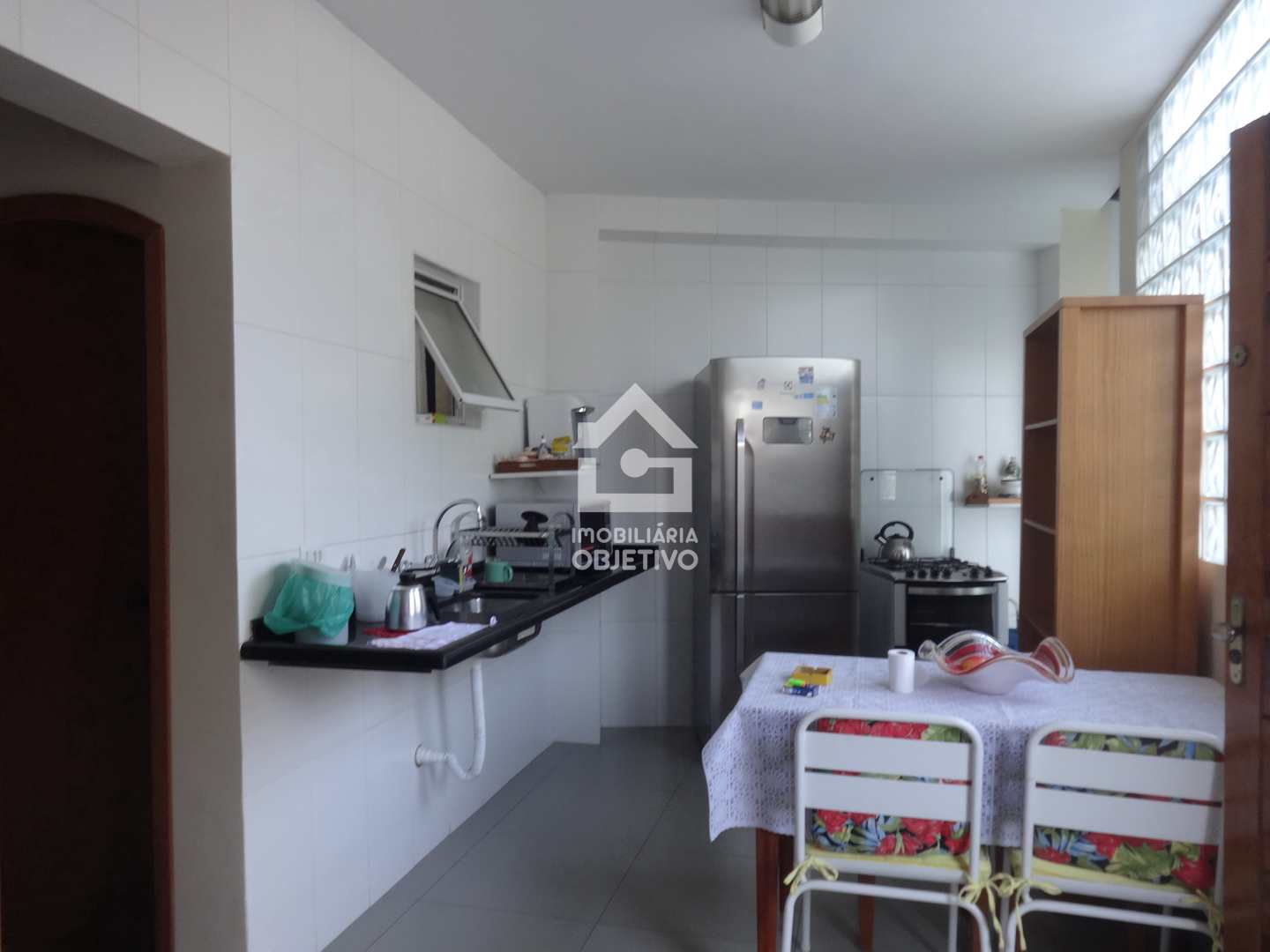 Casa à venda com 3 quartos, 220m² - Foto 6