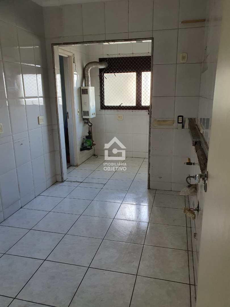 Apartamento à venda com 2 quartos, 176m² - Foto 5