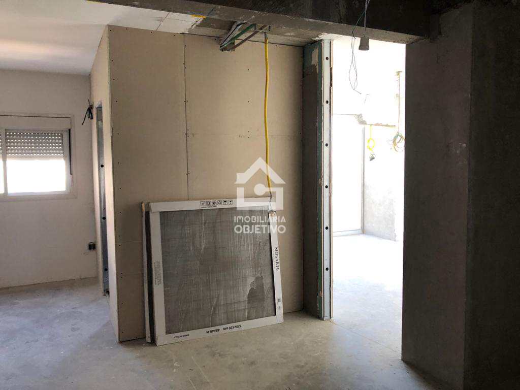 Apartamento à venda com 3 quartos, 238m² - Foto 9