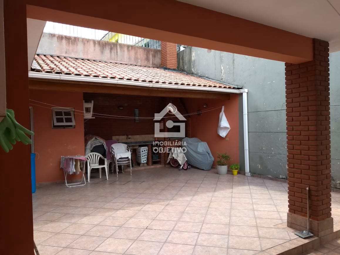 Casa à venda com 3 quartos, 190m² - Foto 4