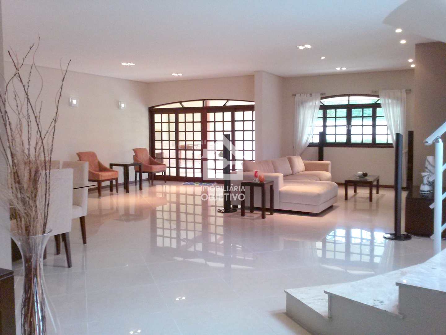 Casa de Condomínio à venda com 3 quartos, 405m² - Foto 3