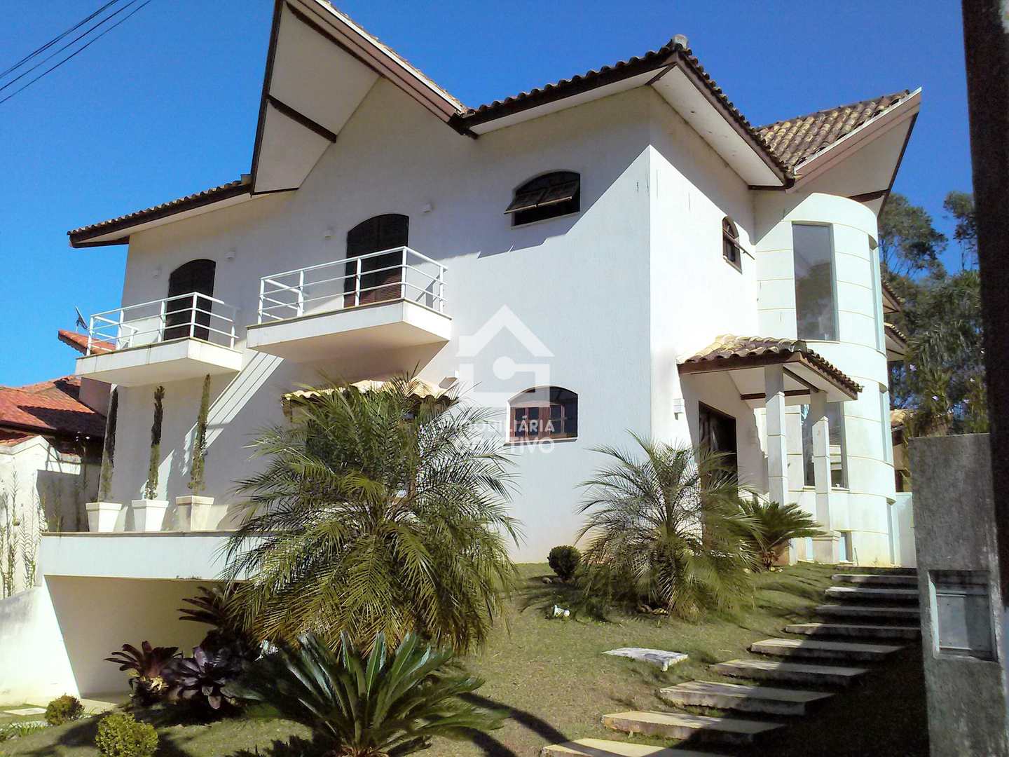 Casa de Condomínio à venda com 3 quartos, 405m² - Foto 2