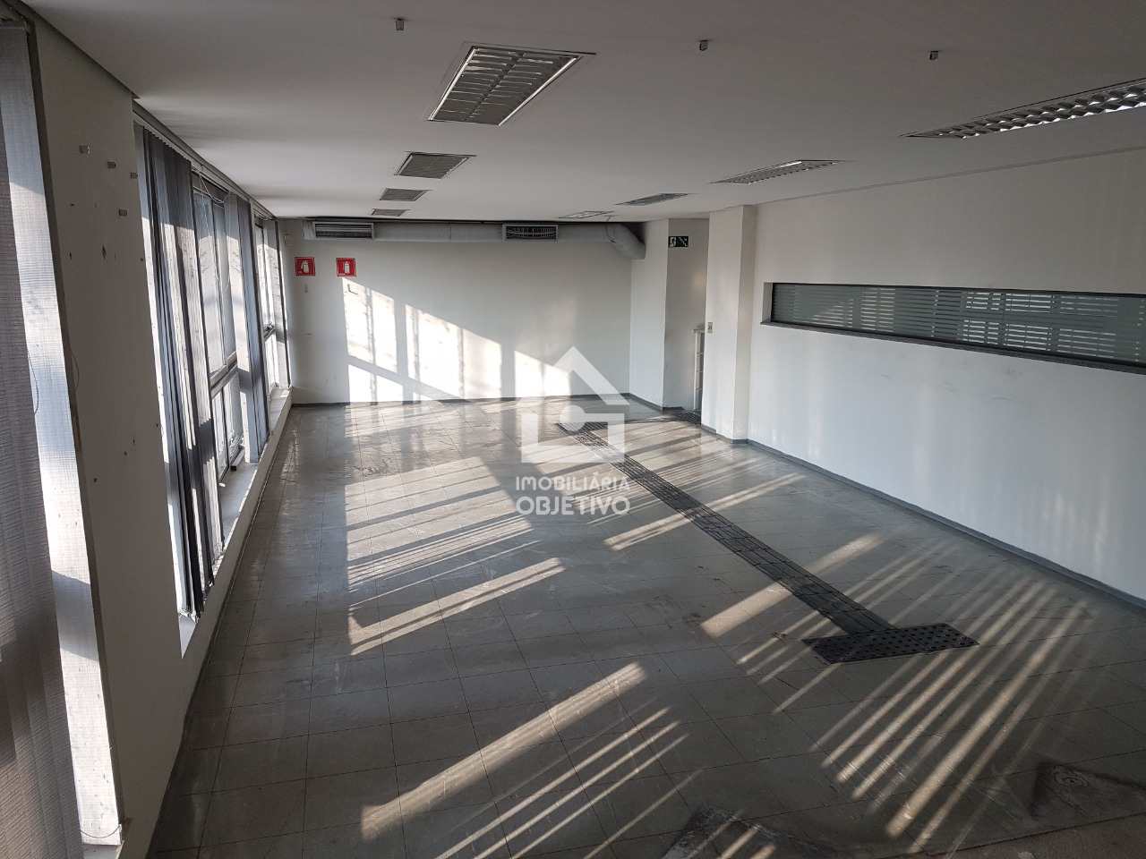 Prédio Inteiro para alugar, 540m² - Foto 1