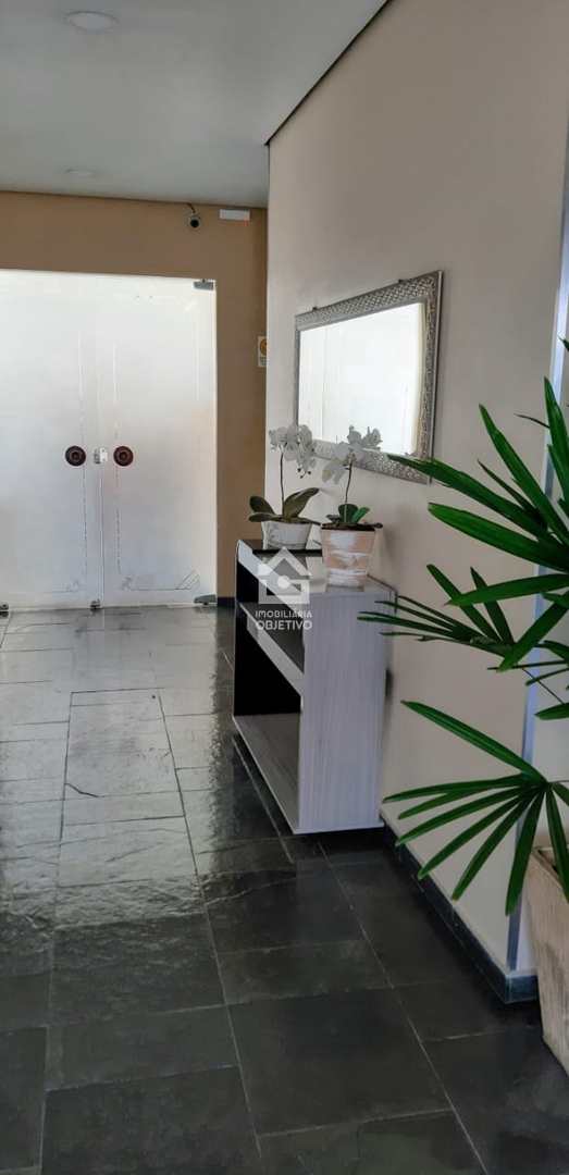 Apartamento à venda com 2 quartos, 62m² - Foto 9