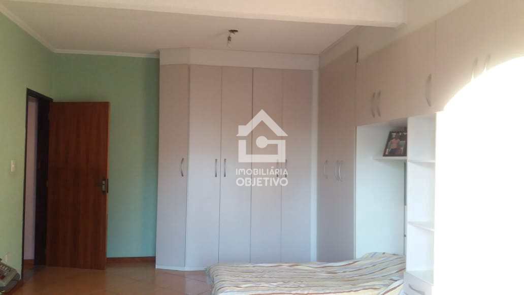 Sobrado à venda com 2 quartos, 324m² - Foto 10