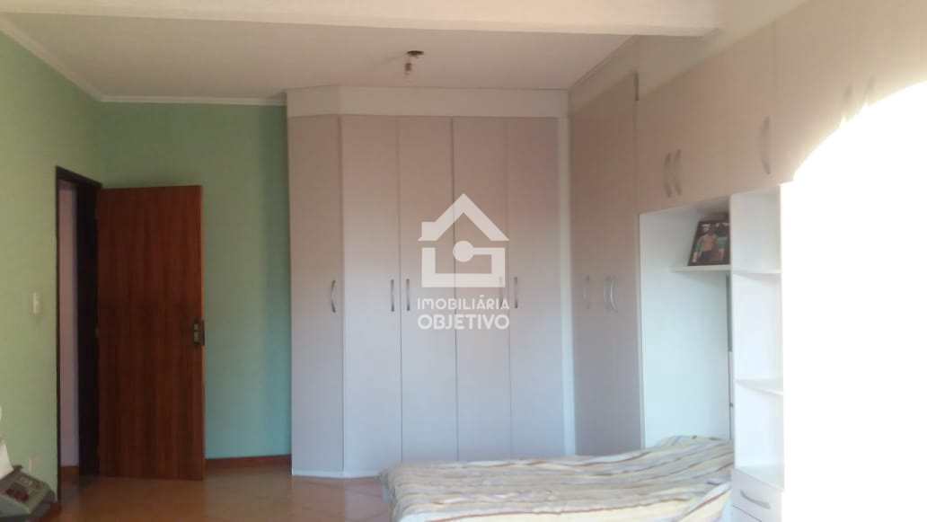 Sobrado à venda com 2 quartos, 324m² - Foto 8