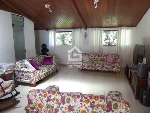 Casa de Condomínio à venda com 4 quartos, 330m² - Foto 1