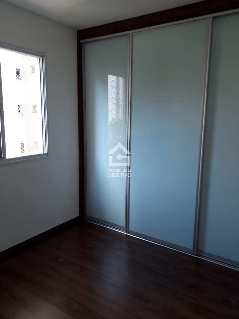 Apartamento à venda com 2 quartos, 68m² - Foto 3