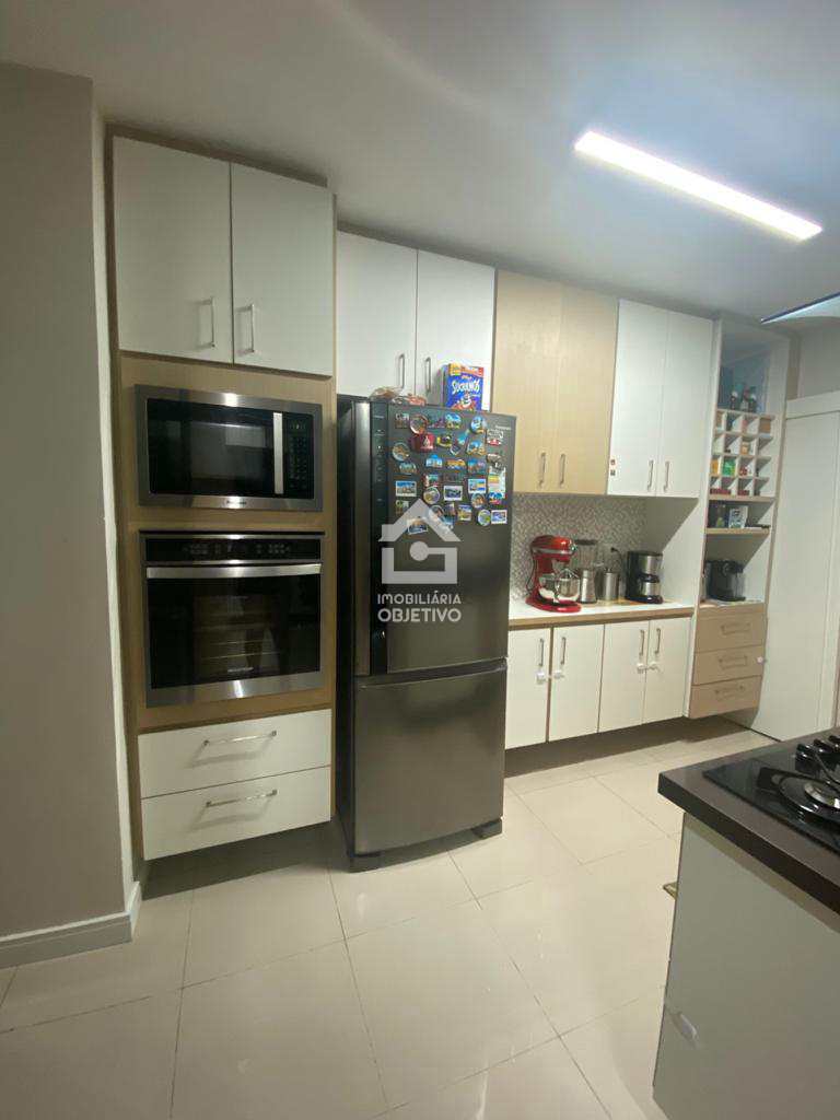 Apartamento à venda com 3 quartos, 127m² - Foto 12