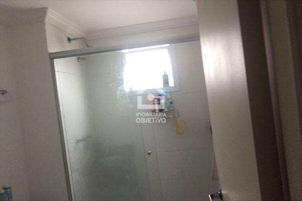 Apartamento à venda com 2 quartos, 76m² - Foto 7