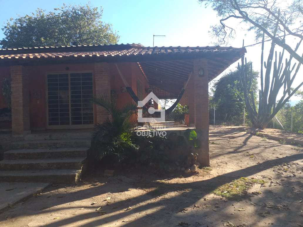 Fazenda à venda com 3 quartos, 2000m² - Foto 2