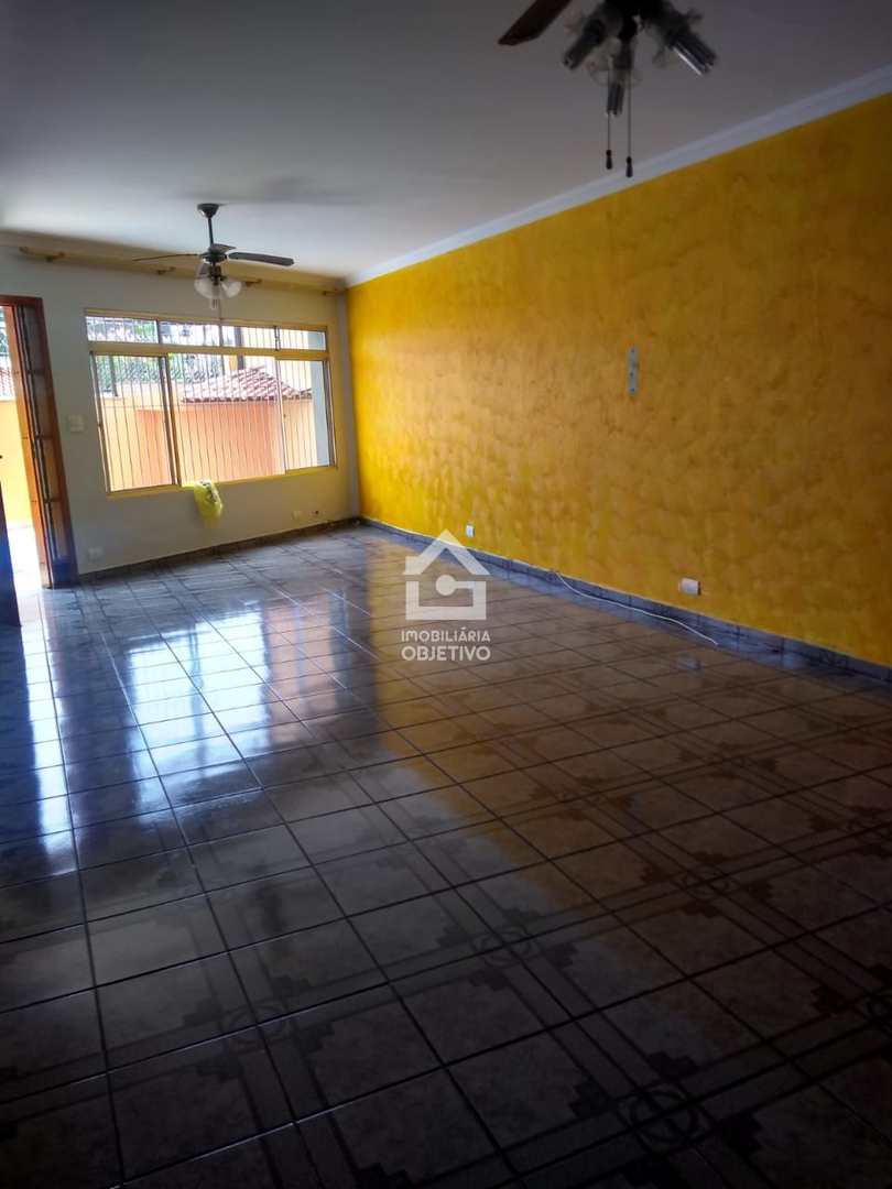 Sobrado à venda com 3 quartos, 260m² - Foto 3