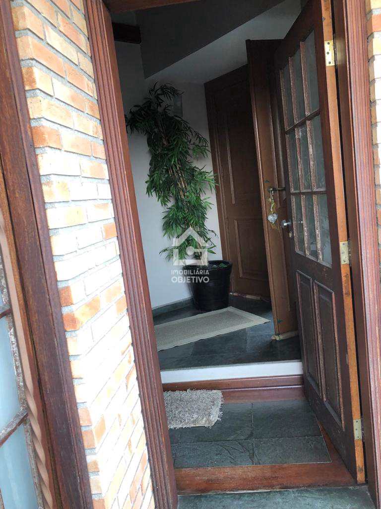 Sobrado à venda com 3 quartos, 300m² - Foto 8