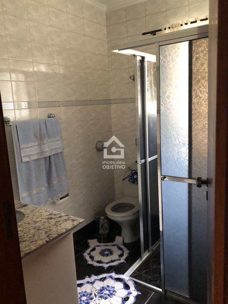 Sobrado à venda com 3 quartos, 300m² - Foto 17