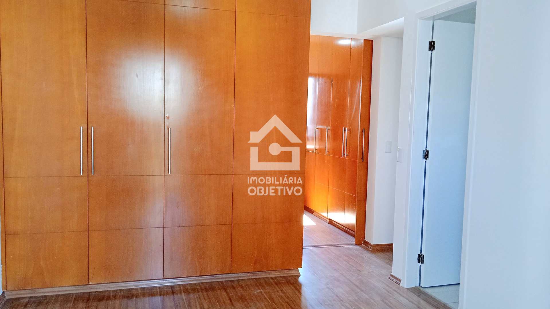 Apartamento à venda com 3 quartos, 108m² - Foto 3