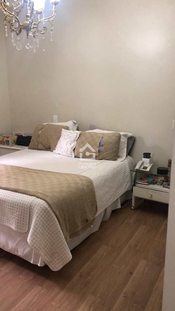 Apartamento à venda com 3 quartos, 212m² - Foto 16