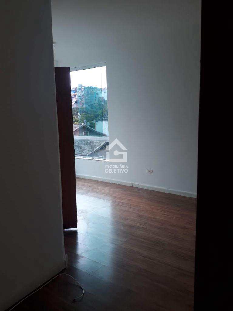 Sobrado à venda com 3 quartos, 220m² - Foto 5