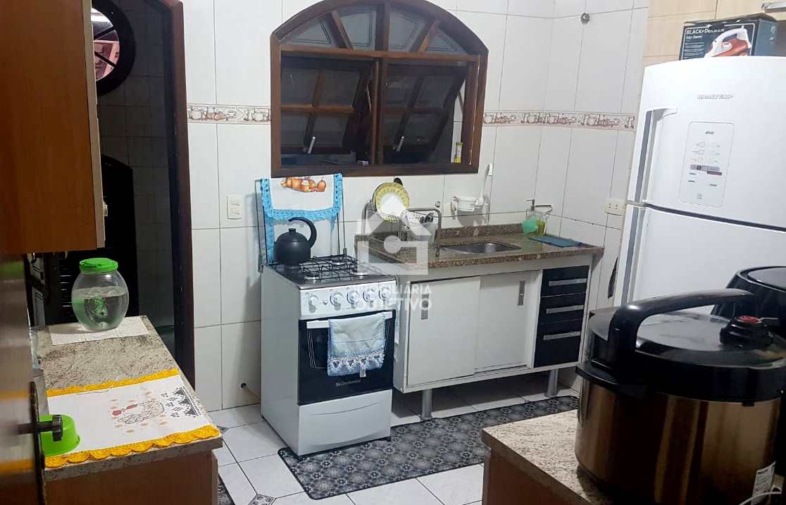 Sobrado à venda com 2 quartos, 81m² - Foto 4