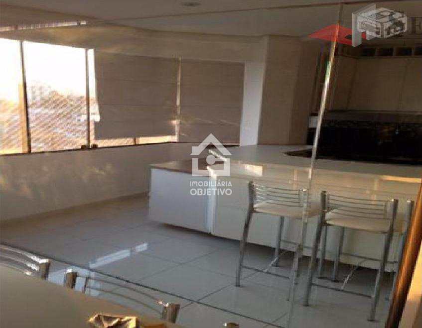 Apartamento à venda com 2 quartos, 70m² - Foto 3