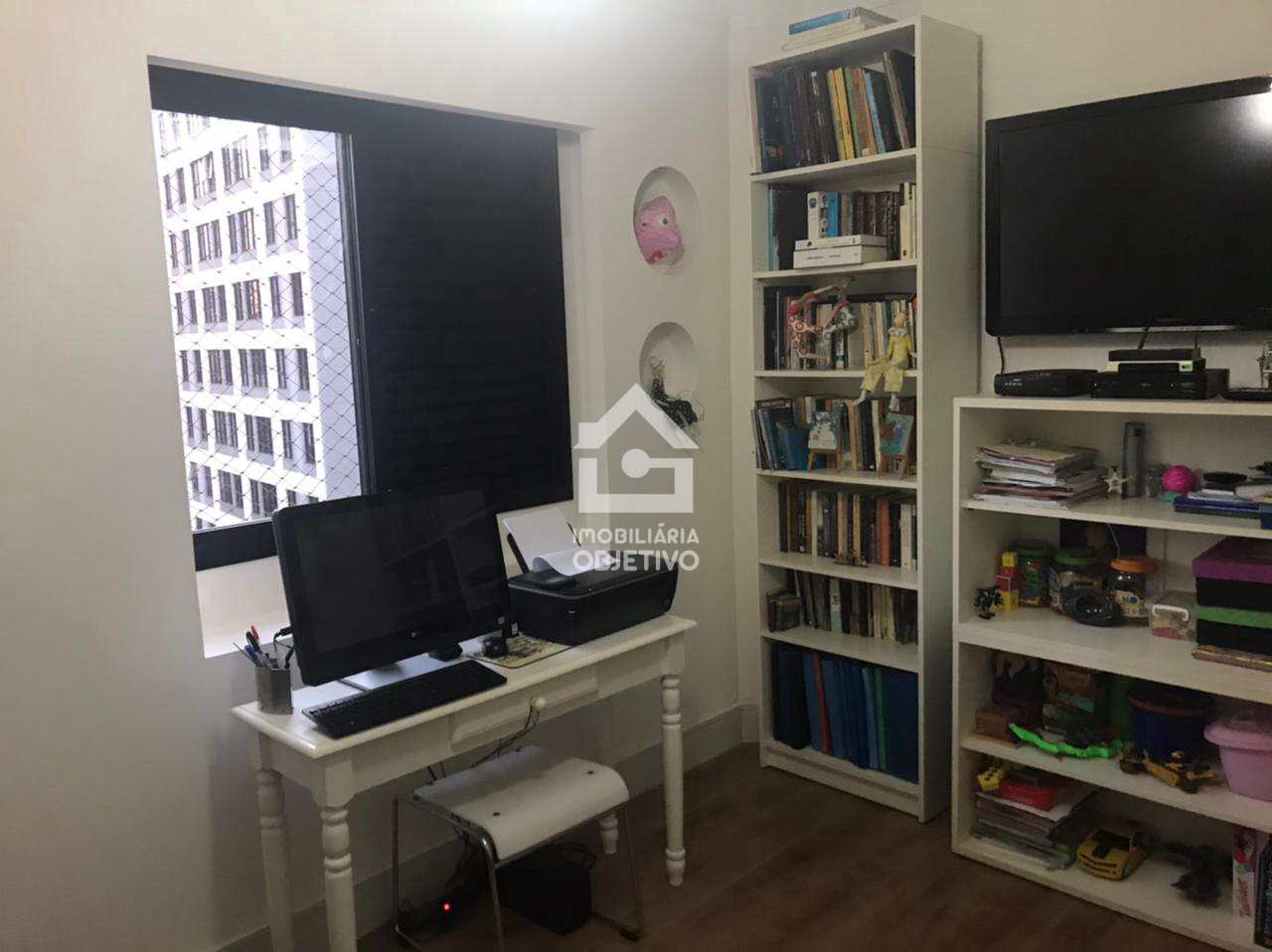 Apartamento à venda com 3 quartos, 146m² - Foto 32