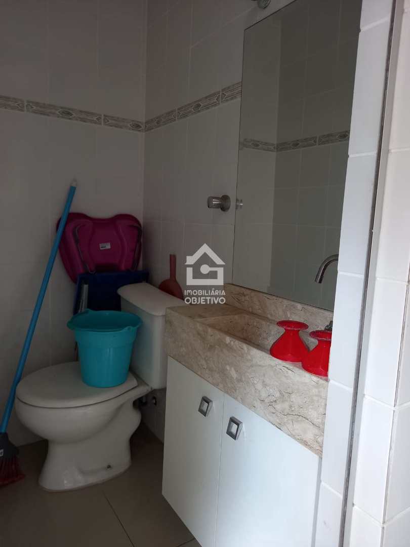 Apartamento à venda com 2 quartos, 64m² - Foto 12