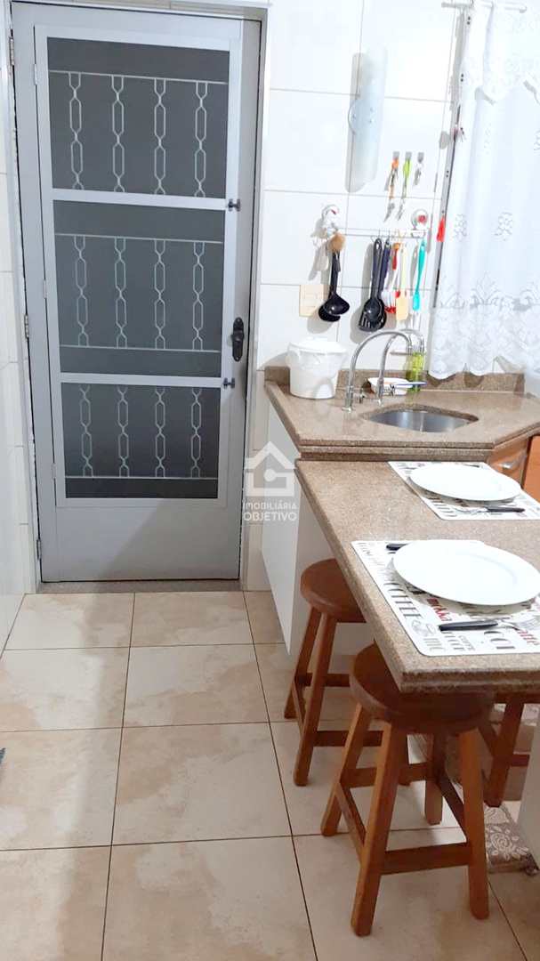 Casa à venda com 3 quartos, 120m² - Foto 9