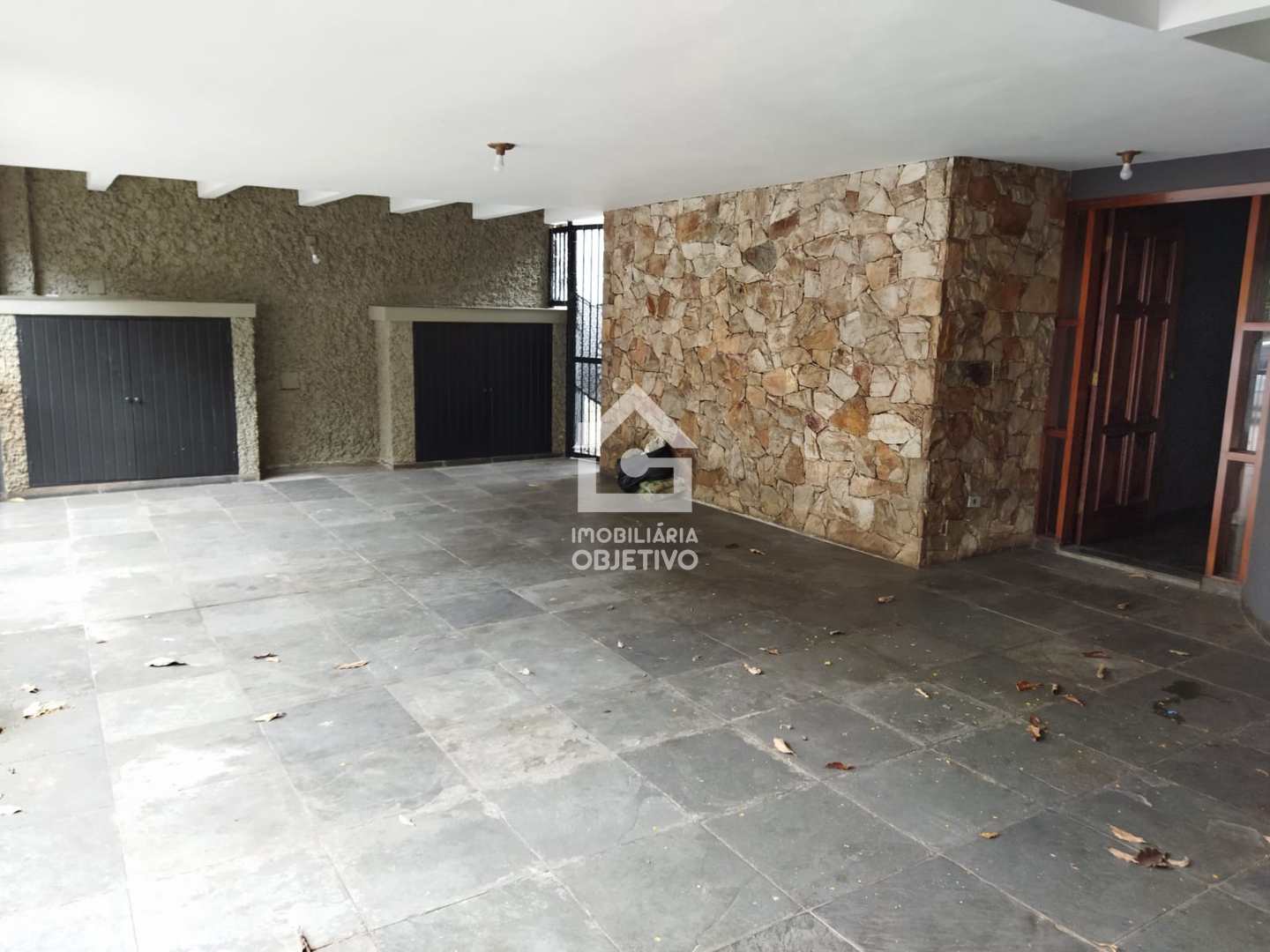 Sobrado à venda com 3 quartos, 380m² - Foto 2