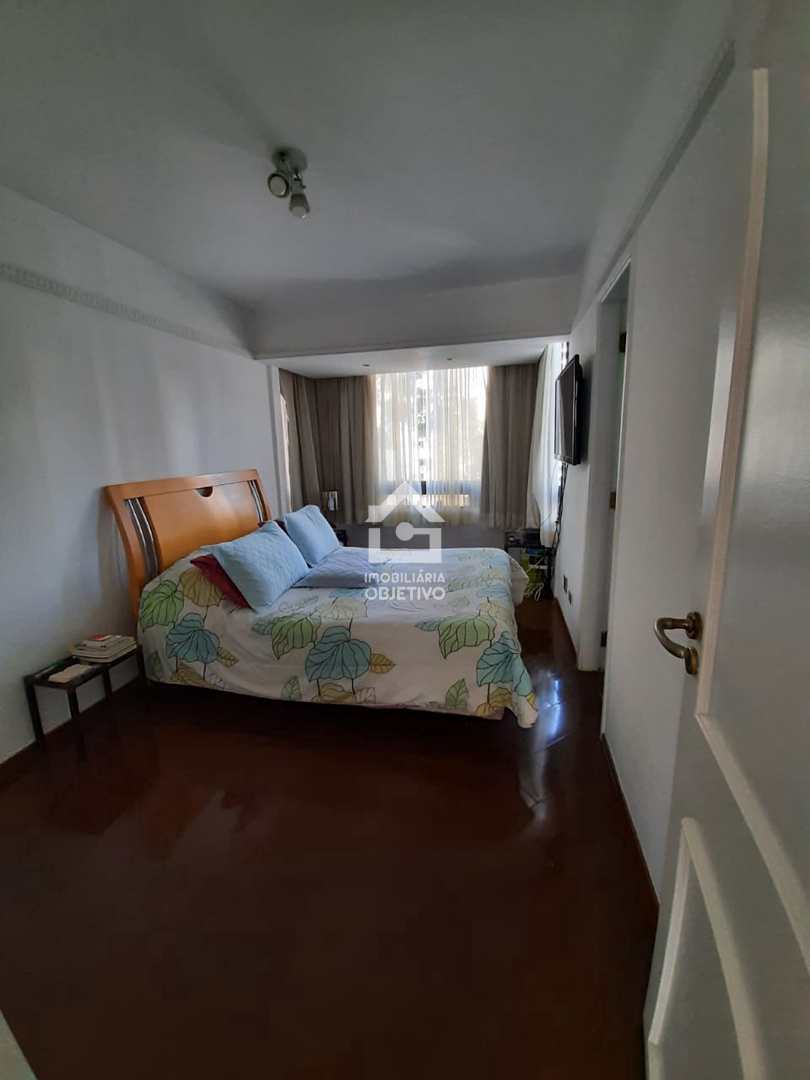 Apartamento à venda com 4 quartos, 146m² - Foto 19